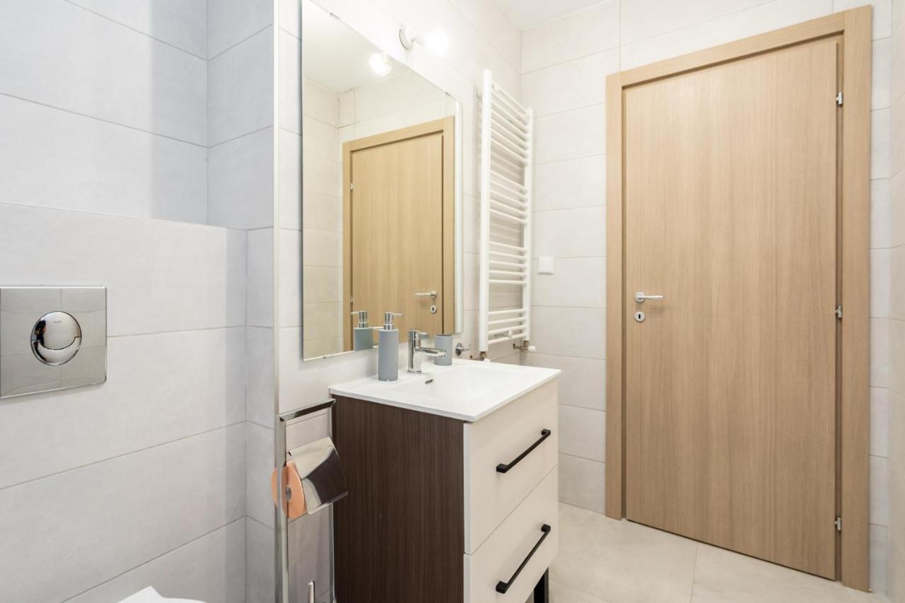 Kondo Studio I Roka Residence, Timpuri Noi Bucharest